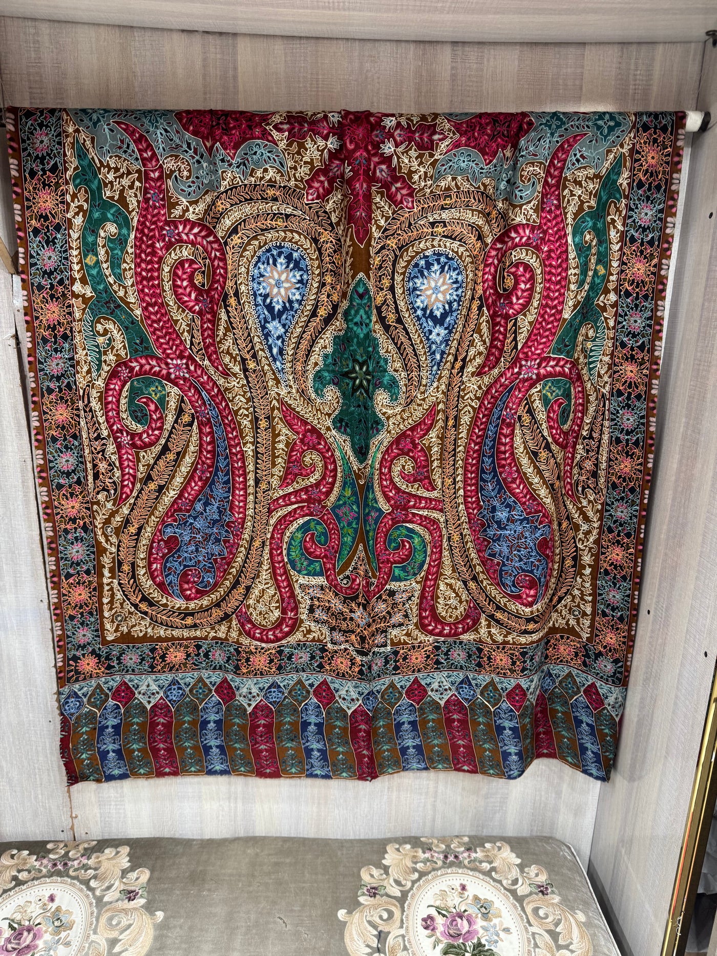 Reelkar/kalamkar shawls