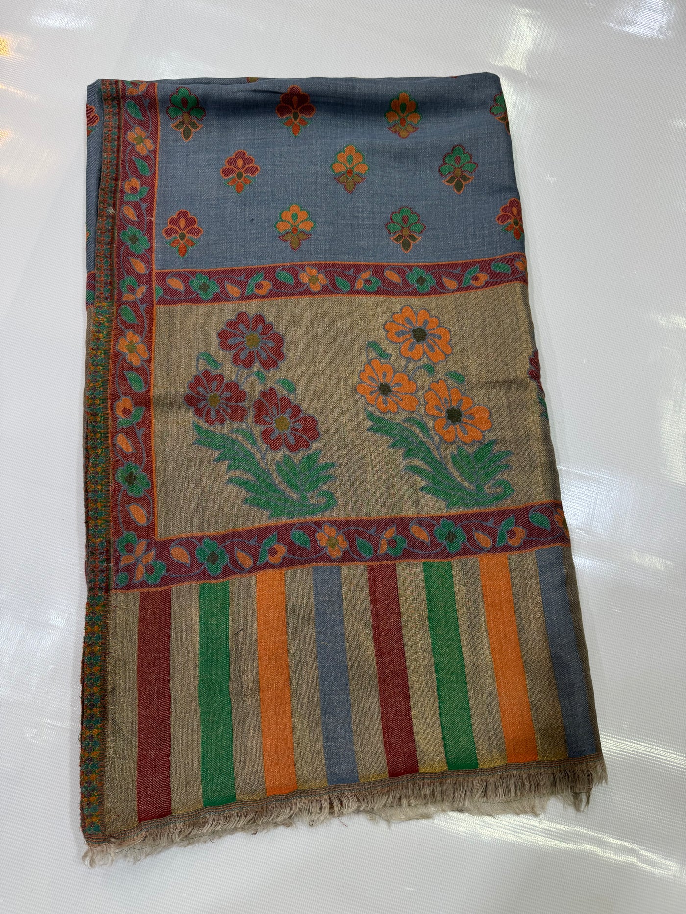 Supereme toosh kani boti with moonlight palla shawl